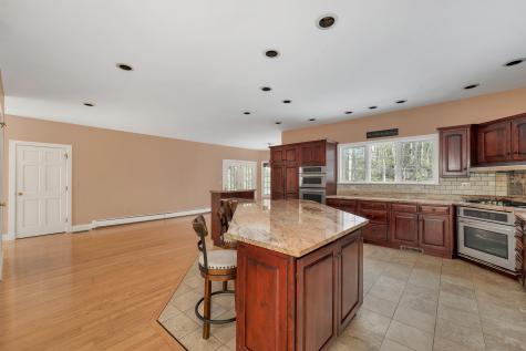 14 Payneton Hill Road York ME 03909