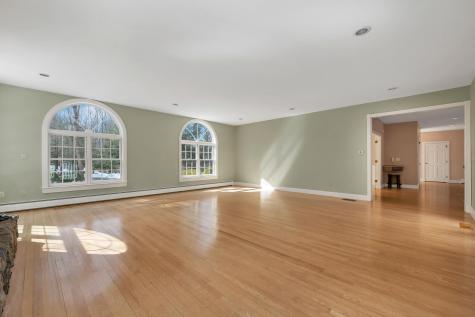 14 Payneton Hill Road York ME 03909