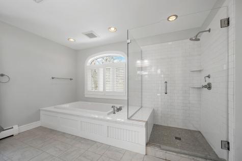 14 Payneton Hill Road York ME 03909