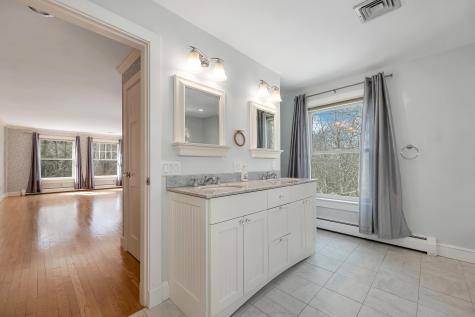 14 Payneton Hill Road York ME 03909