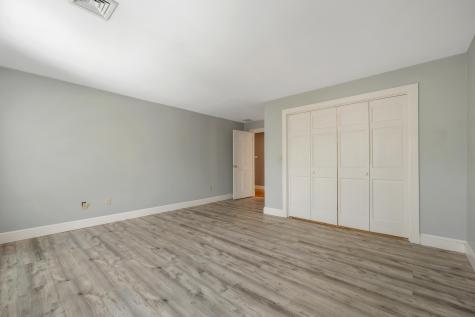 14 Payneton Hill Road York ME 03909