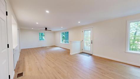 763 River Road Windham ME 04062