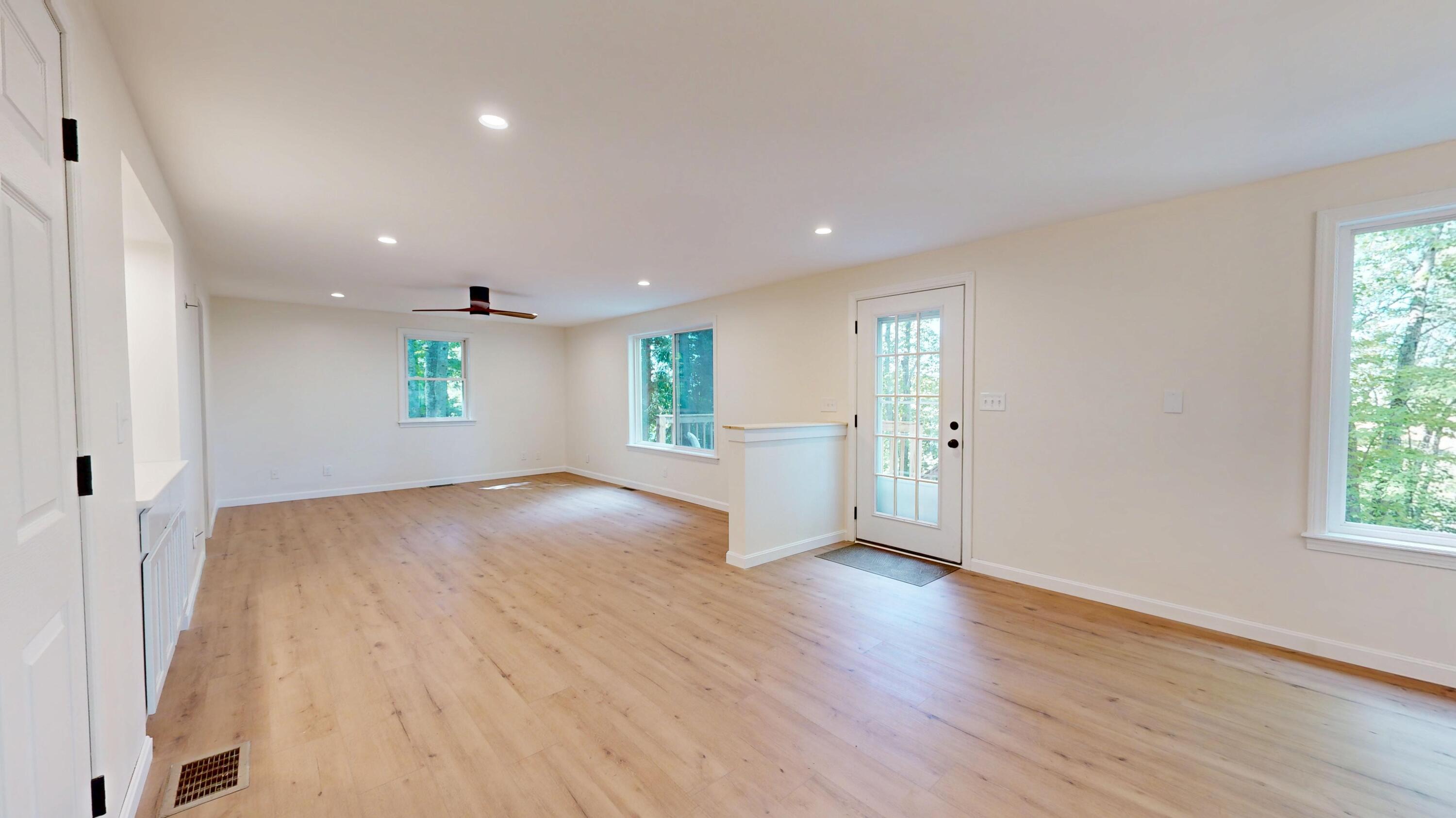 763 River Road Windham ME 04062