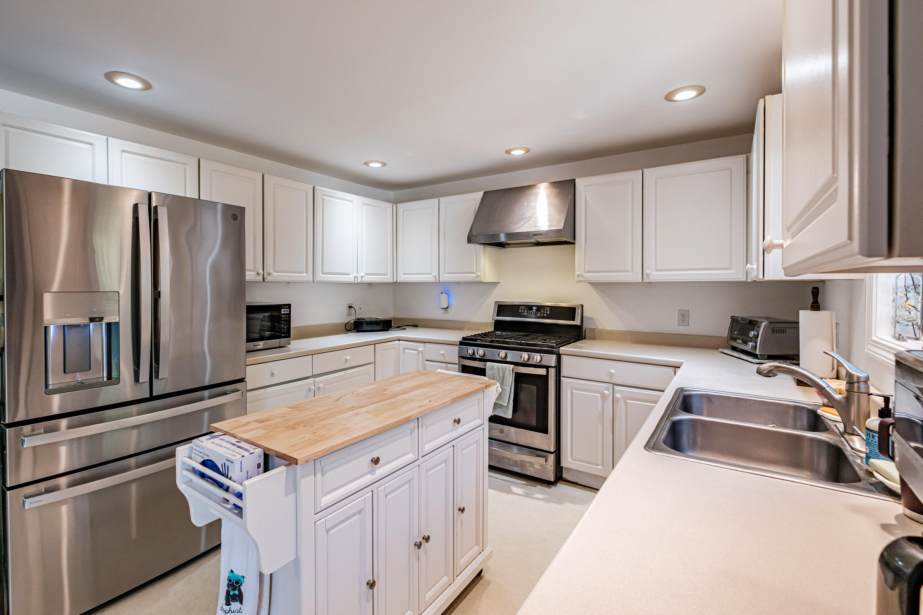 340 Chases Pond Road York ME 03909