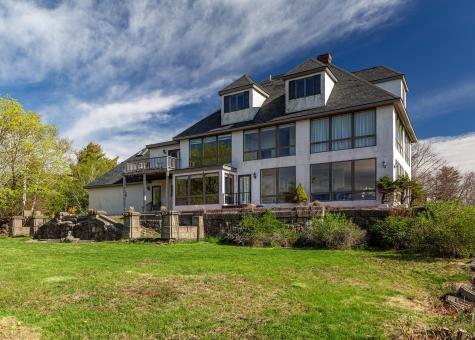 18 Greenway Court Bar Harbor ME 04609