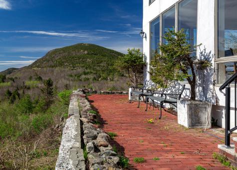 18 Greenway Court Bar Harbor ME 04609