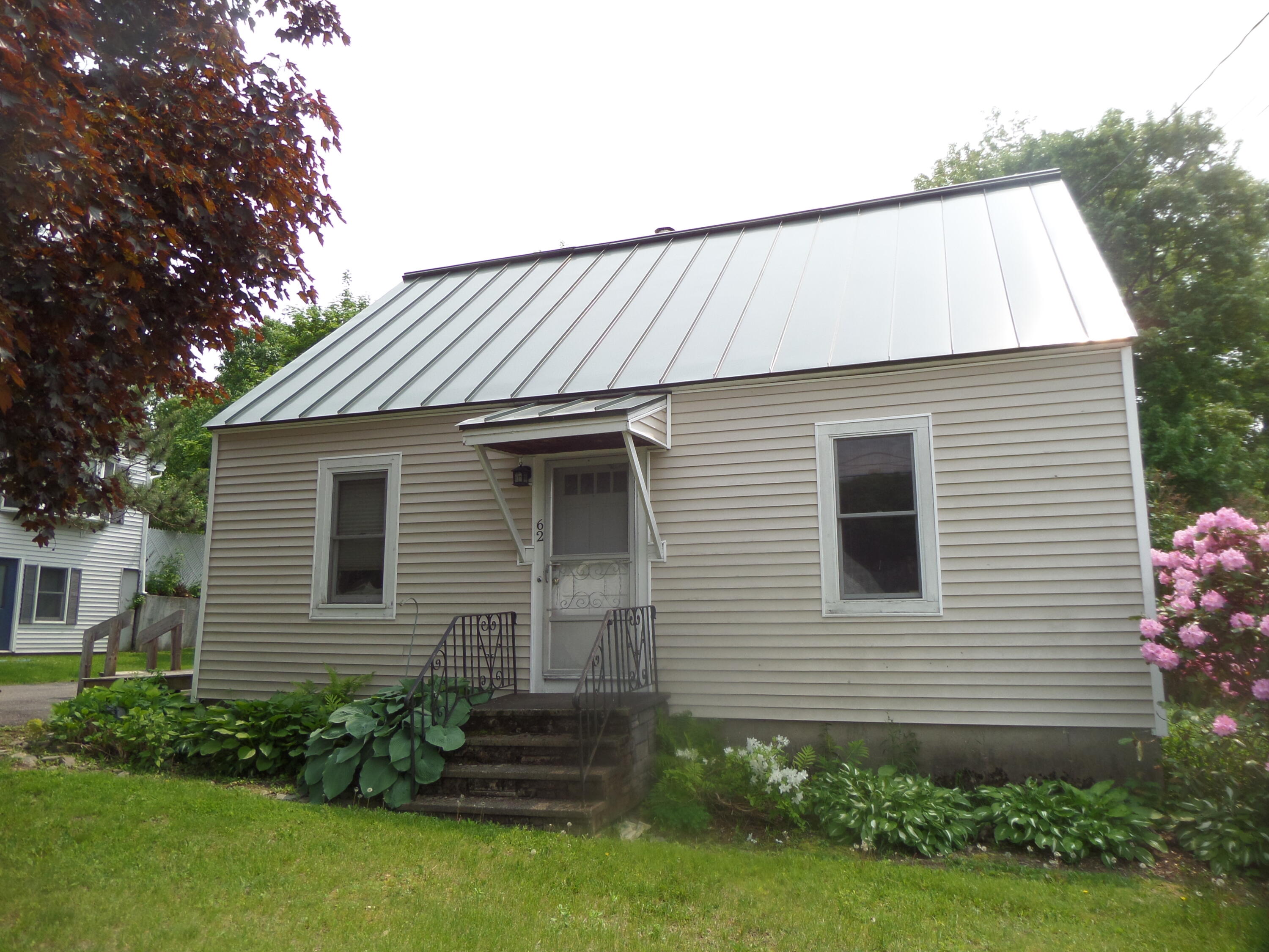 62 Longwood Avenue Augusta ME 04330