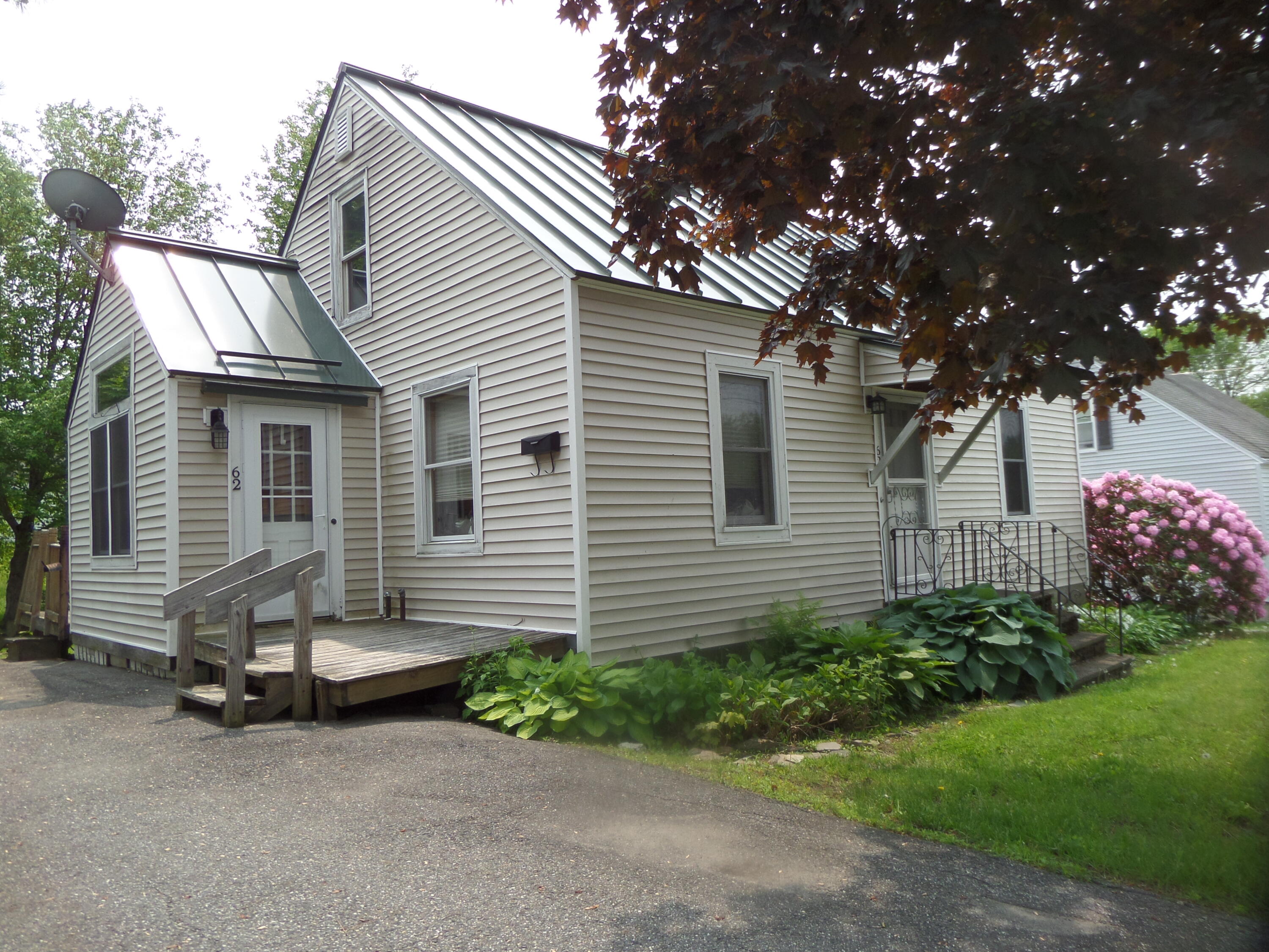 62 Longwood Avenue Augusta ME 04330