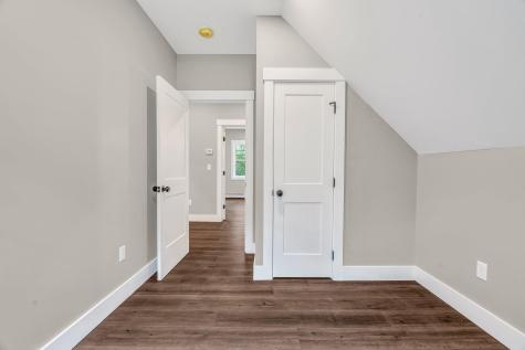 61 Main Road Eddington ME 04428