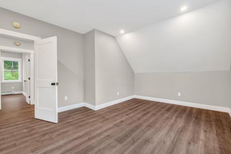 61 Main Road Eddington ME 04428