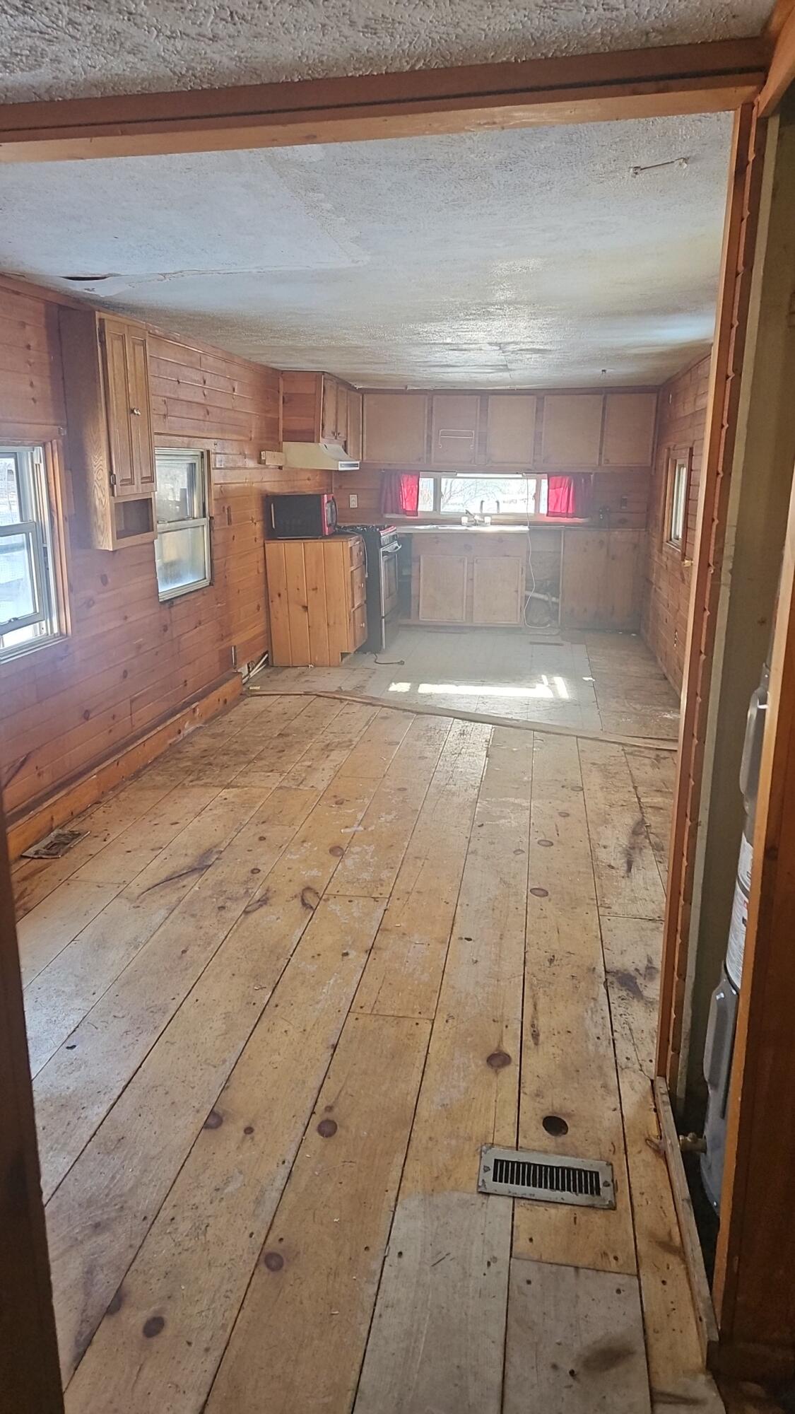 62 Nichols Lane Hollis ME 04042