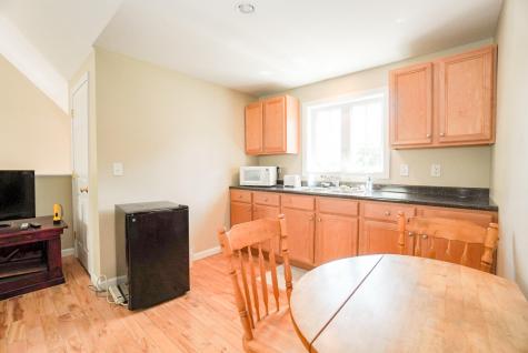 1382 Meetinghouse Road Wells ME 04090