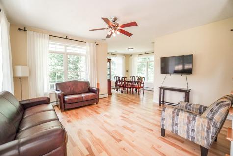 1382 Meetinghouse Road Wells ME 04090