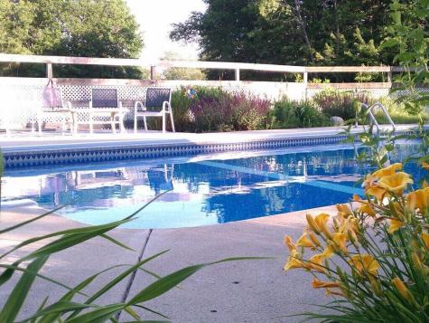 1382 Meetinghouse Road Wells ME 04090