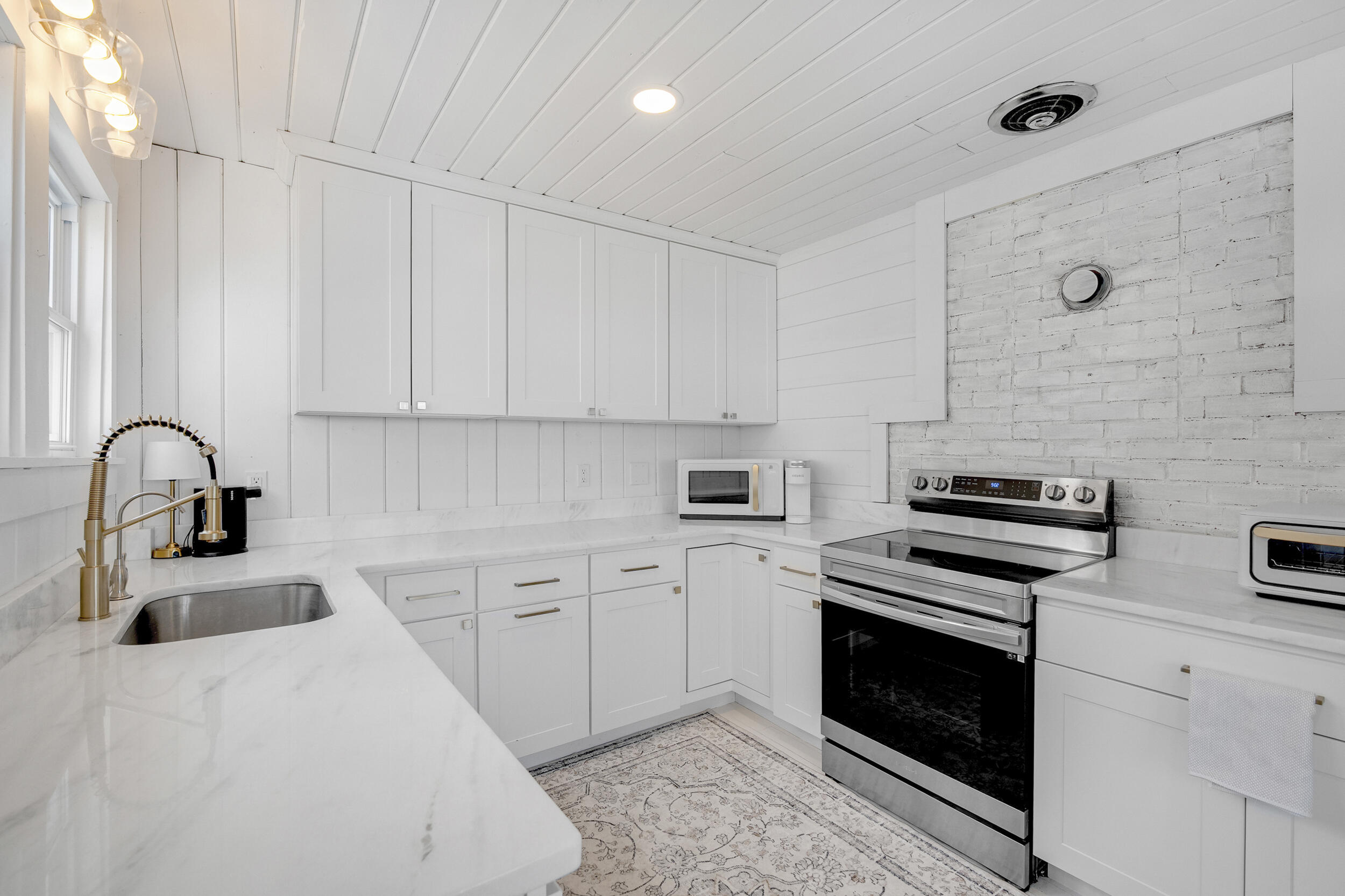 1485 Richville Road Standish ME 04084