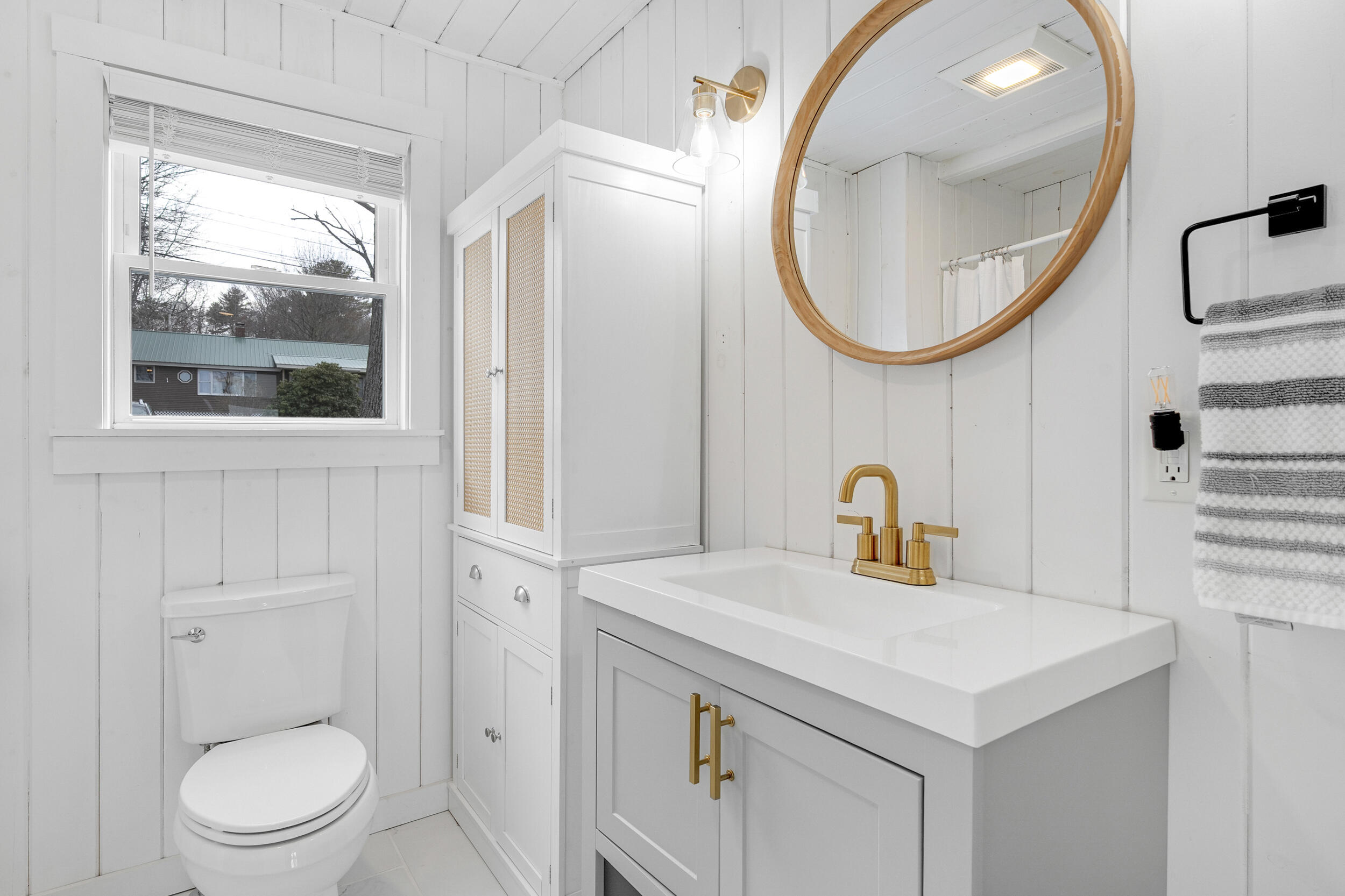 1485 Richville Road Standish ME 04084