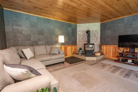 183 Barnard Road Barnard Twp ME 04414