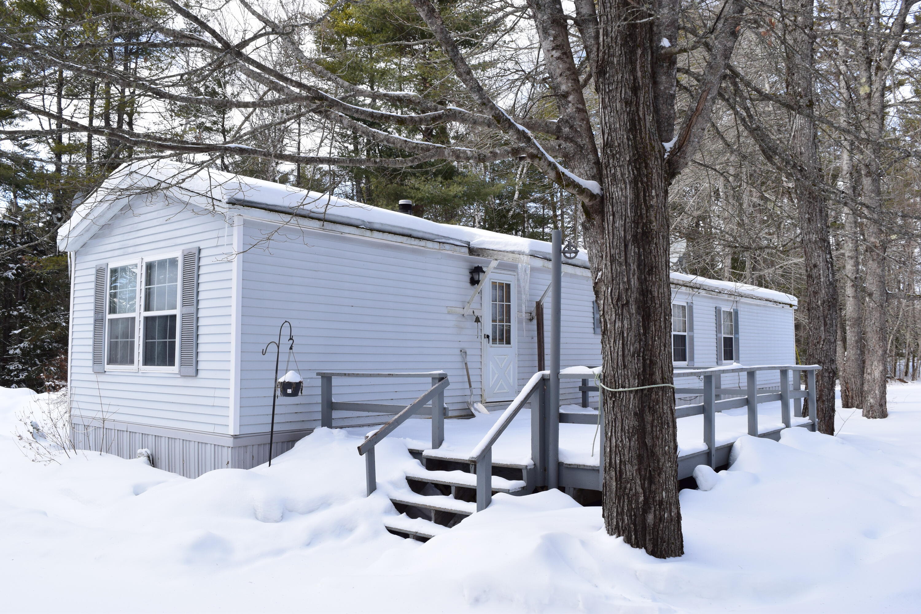 861 Waltham Road Waltham ME 04605