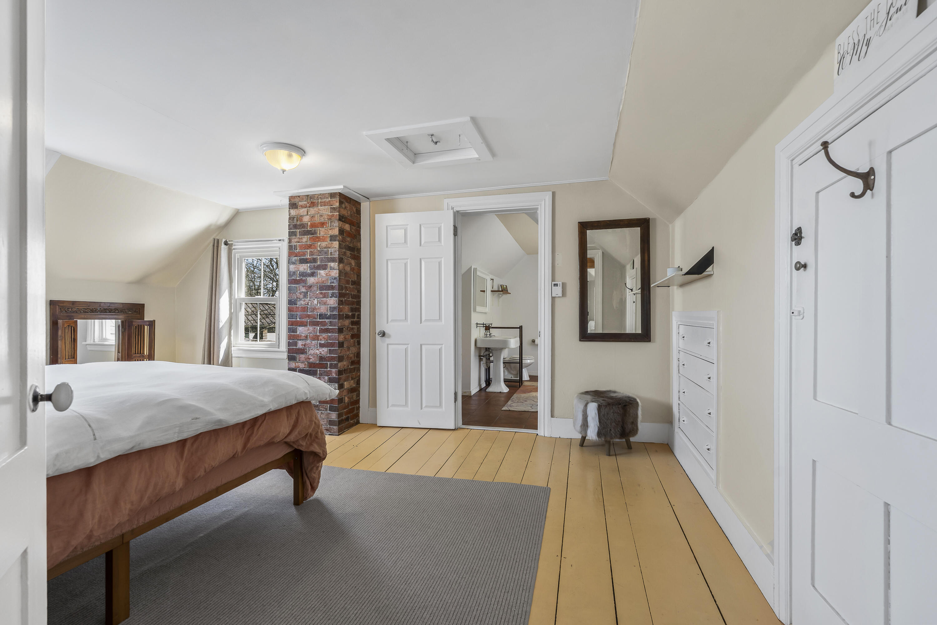 48 Winter Street Topsham ME 04086