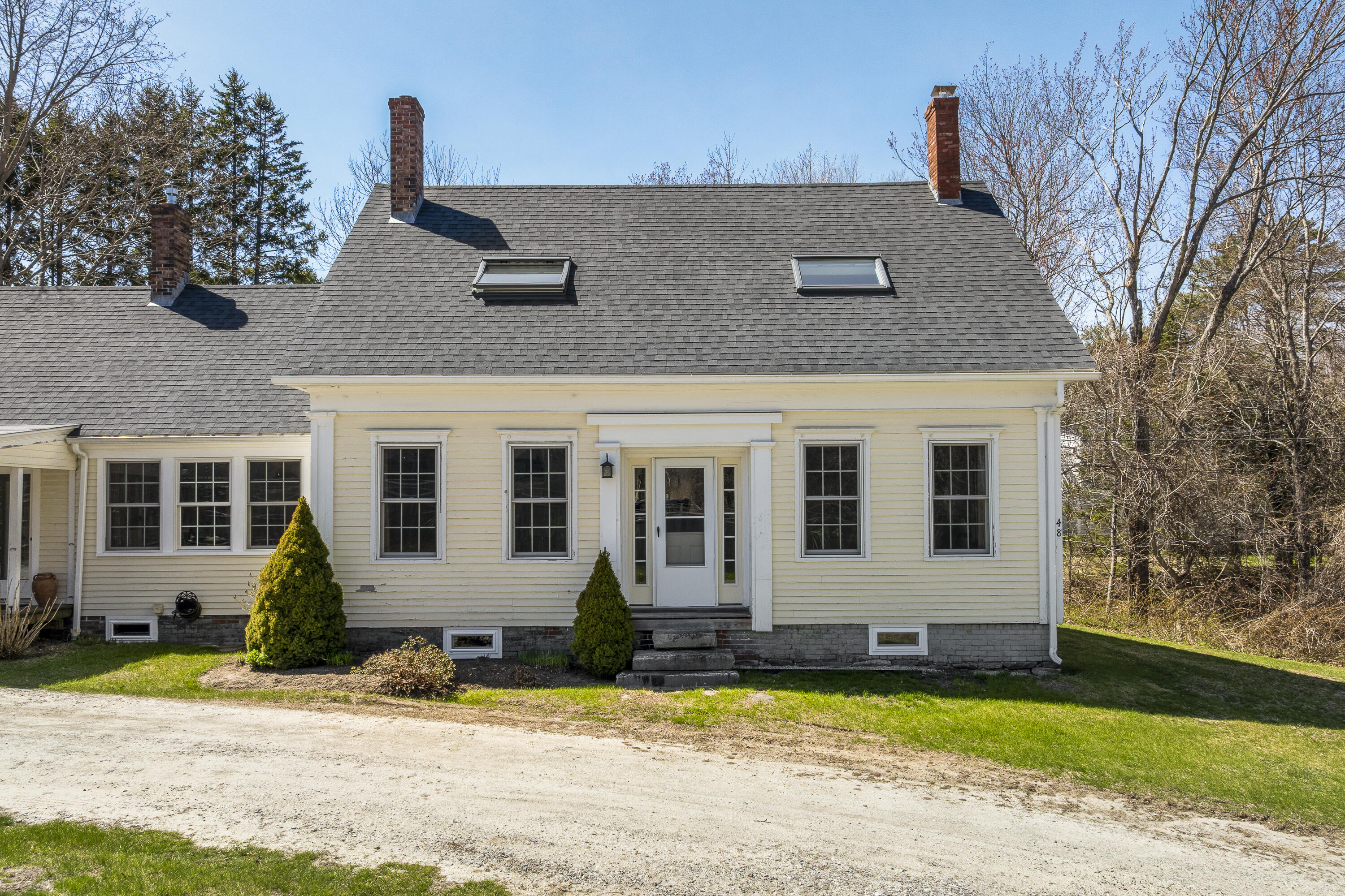 48 Winter Street Topsham ME 04086
