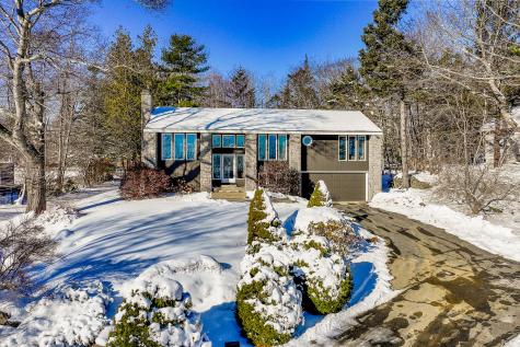 25 Acadia Drive Rockland ME 04841