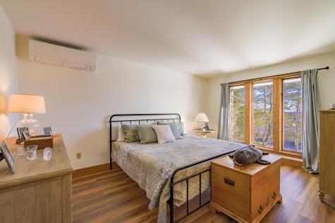 25 Acadia Drive Rockland ME 04841