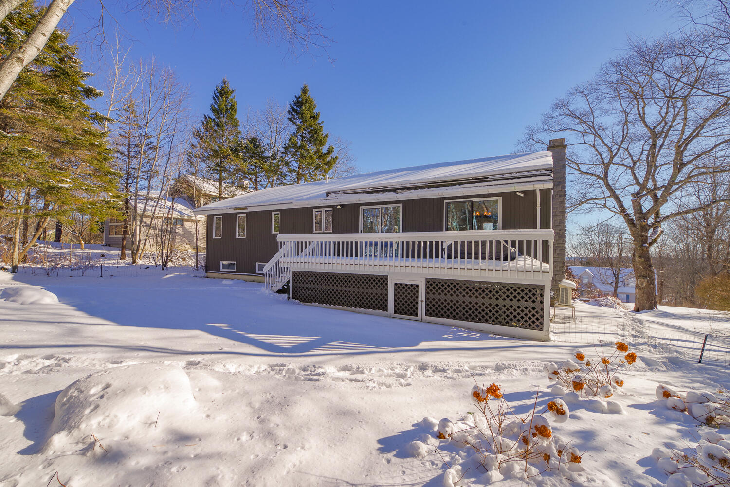 25 Acadia Drive Rockland ME 04841