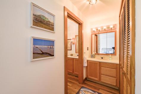 25 Acadia Drive Rockland ME 04841