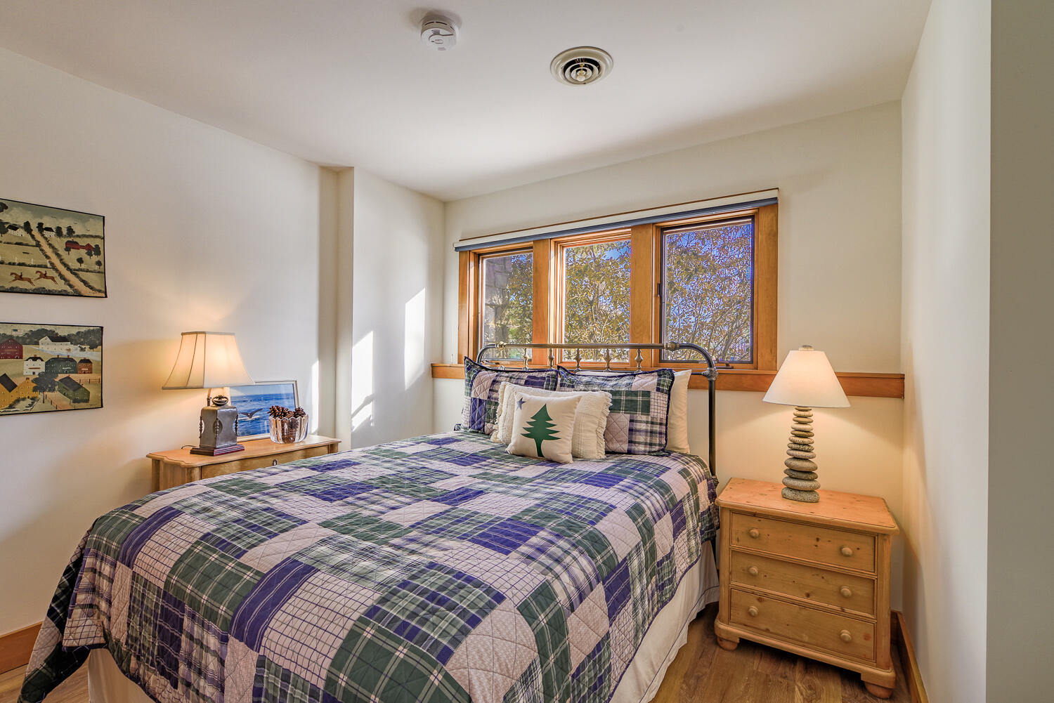 25 Acadia Drive Rockland ME 04841