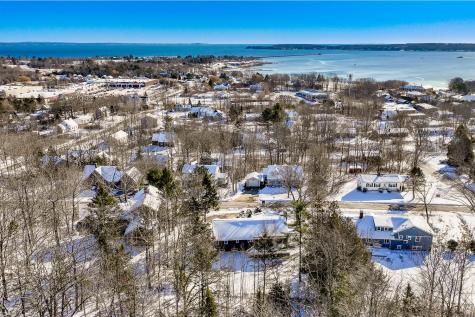 25 Acadia Drive Rockland ME 04841