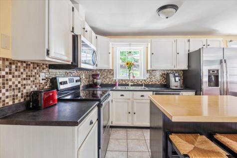 53 Gina Street Lewiston ME 04240