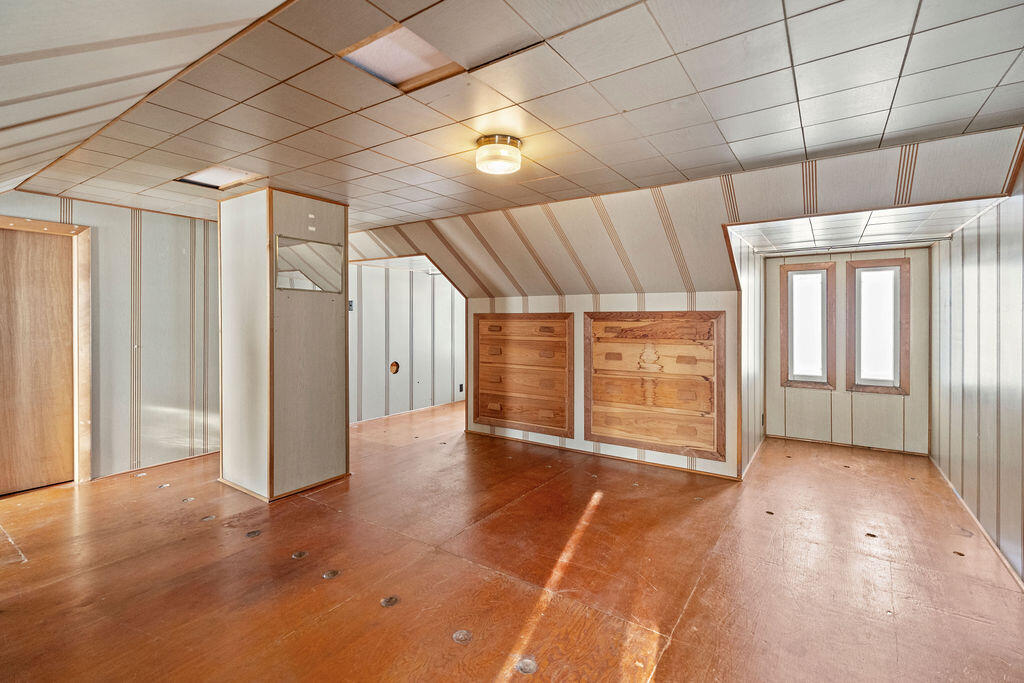 6 Harrison Avenue Dover-foxcroft ME 04426