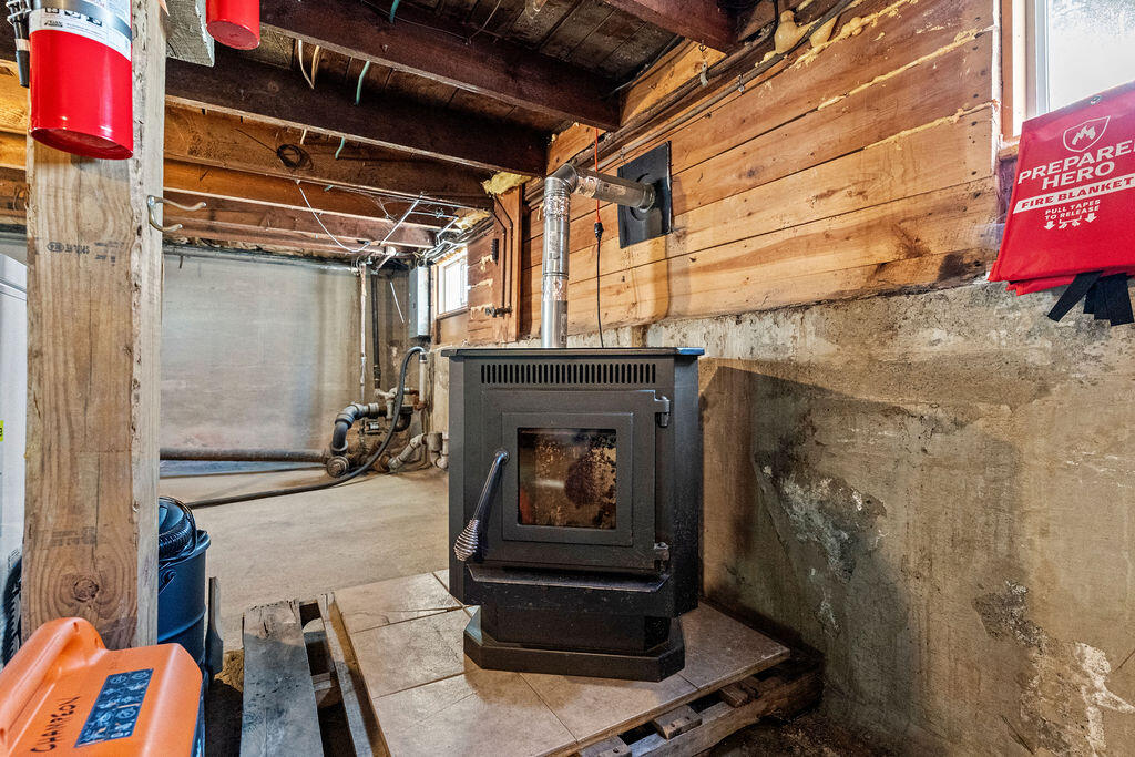 6 Harrison Avenue Dover-foxcroft ME 04426