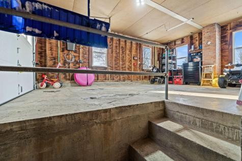 6 Harrison Avenue Dover-foxcroft ME 04426