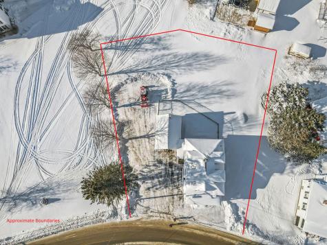 6 Harrison Avenue Dover-foxcroft ME 04426