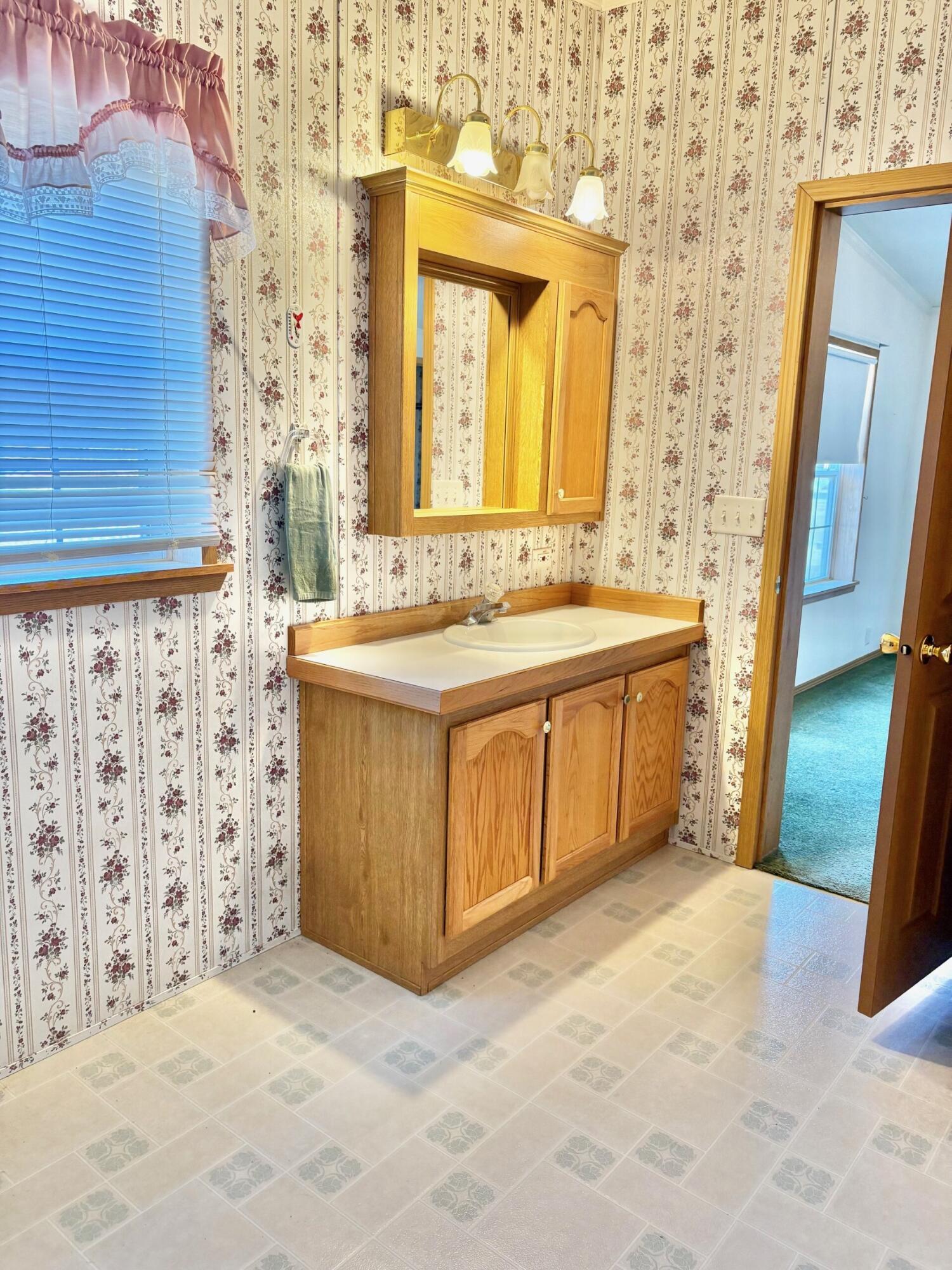 18 Heather Lane Alfred ME 04002