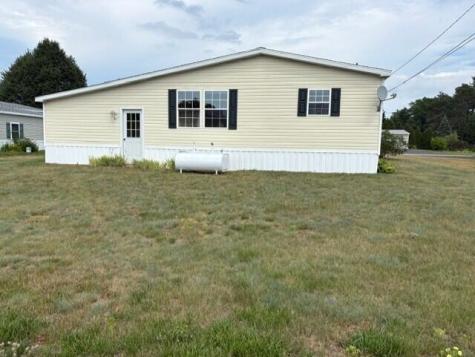 18 Heather Lane Alfred ME 04002