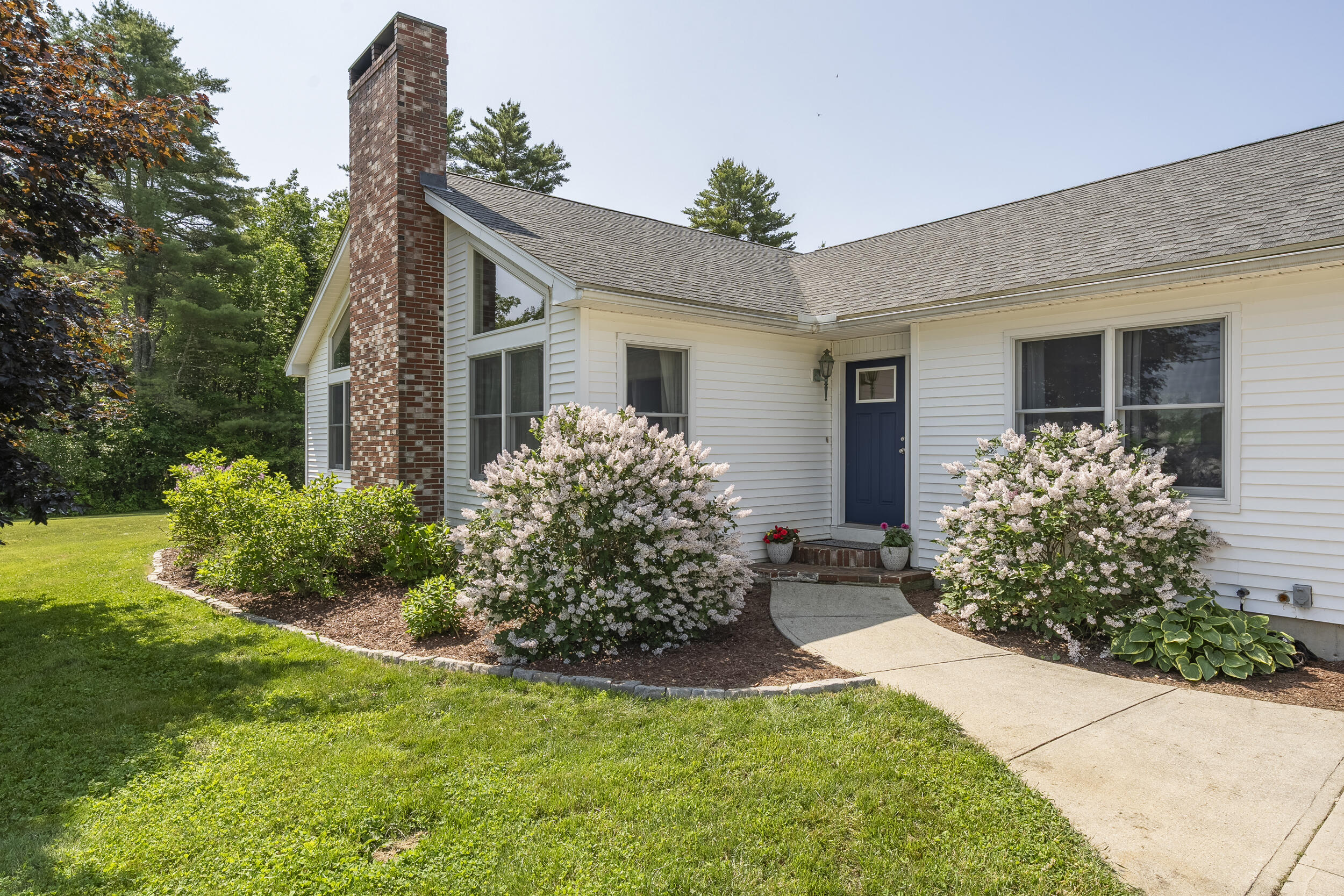 48 Range Road Cumberland ME 04021