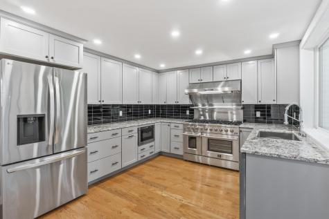 10 Charles Street Bath ME 04530