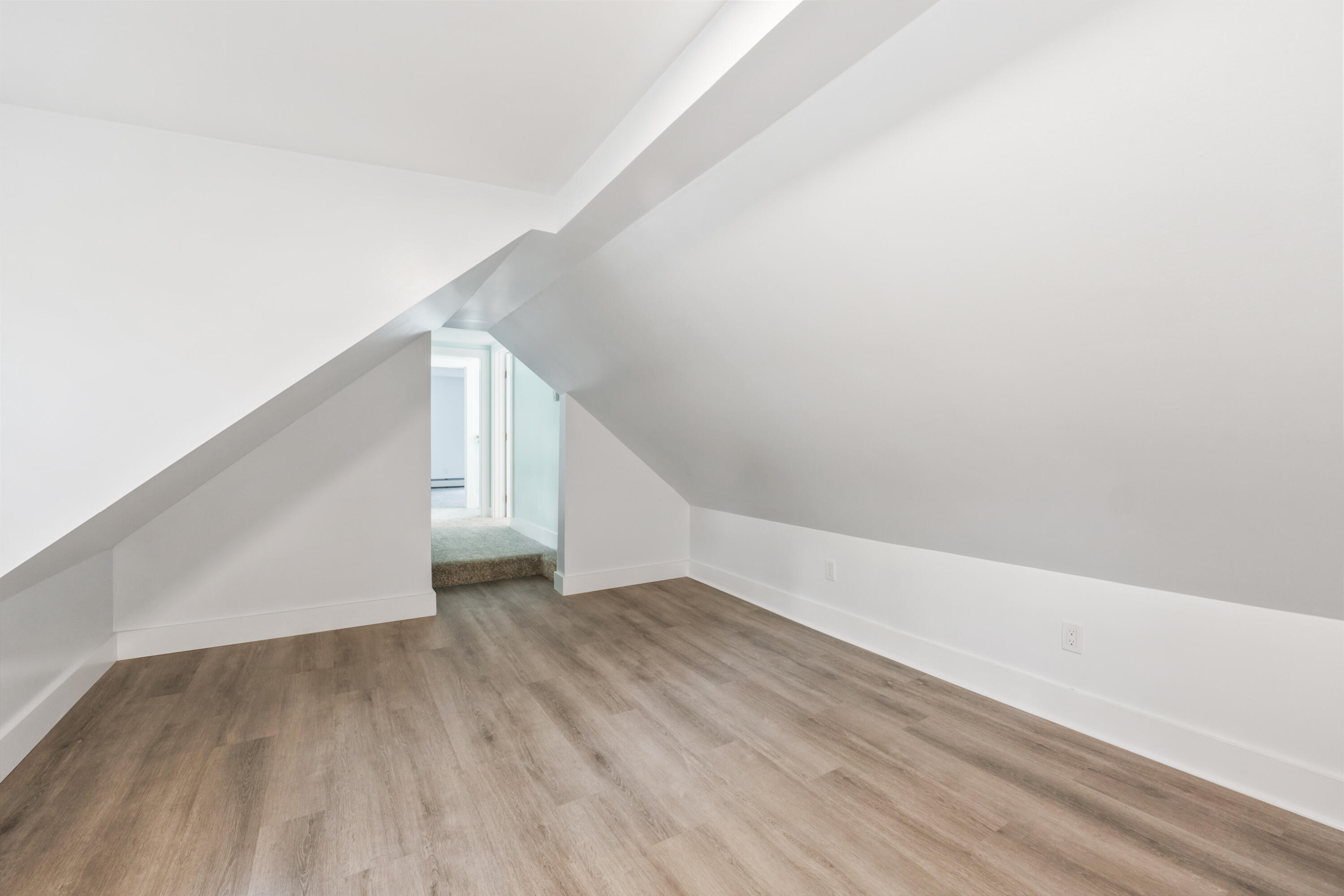 10 Charles Street Bath ME 04530