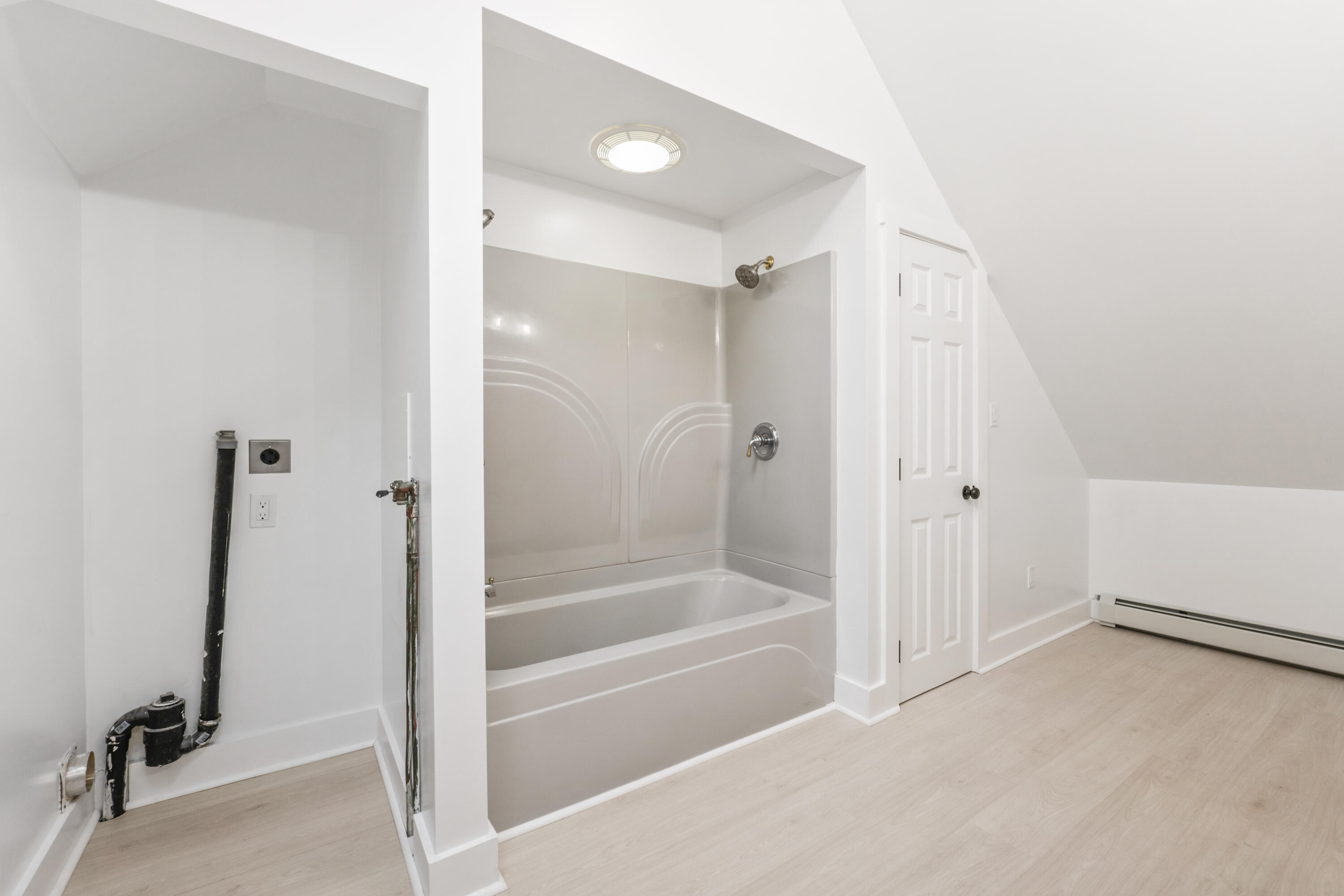 10 Charles Street Bath ME 04530