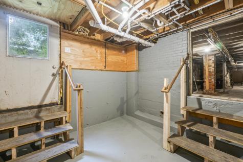 10 Charles Street Bath ME 04530