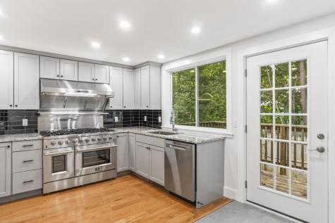 10 Charles Street Bath ME 04530