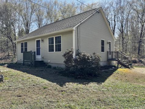 33 Berryvale Road Cornish ME 04020