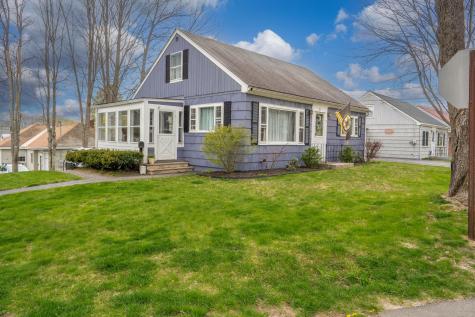33 Brown Street Lewiston ME 04240