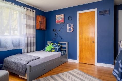 33 Brown Street Lewiston ME 04240