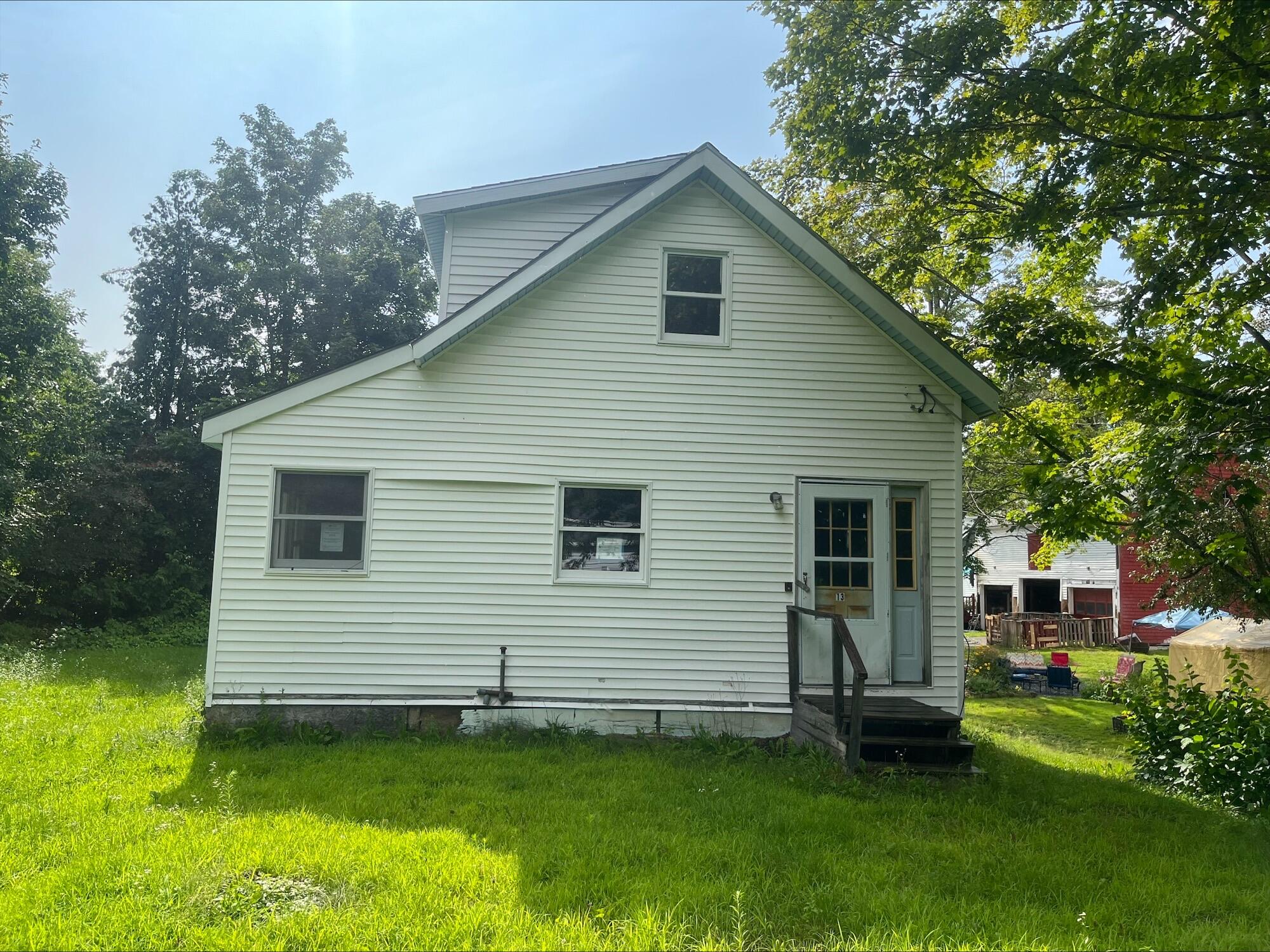 13 Center Street Kenduskeag, ME