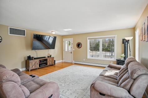 105 Libby Lane West Gardiner ME 04345