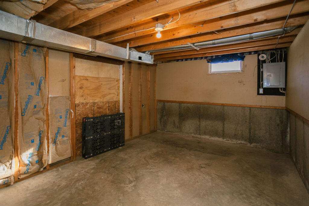 127 Meadow Lane Farmington ME 04938