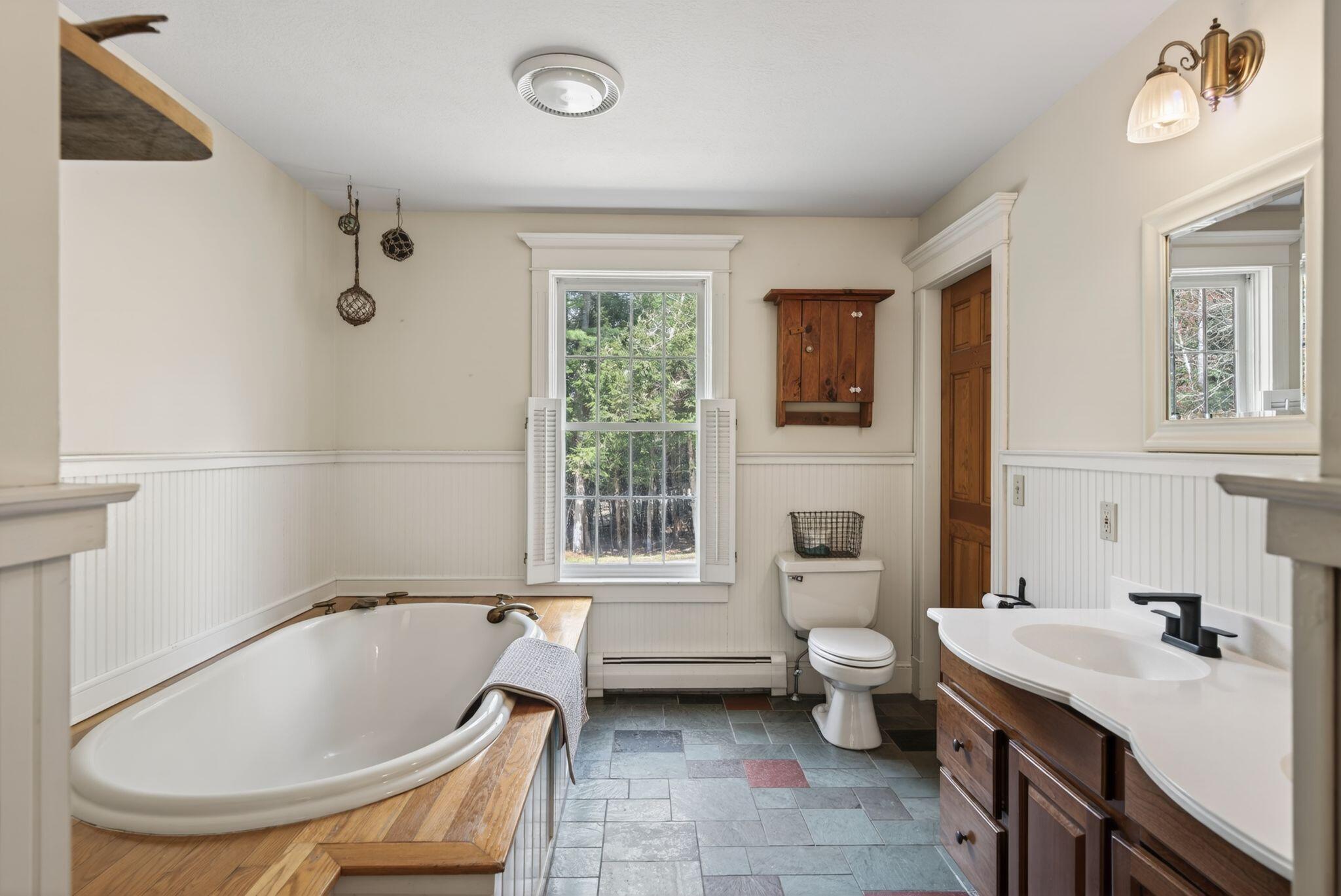 17 Richard Road Gorham ME 04038